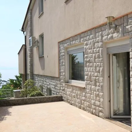 Family Friendly House With A Swimming Pool - Volosko, - 7920 Hébergement de vacances Opatija