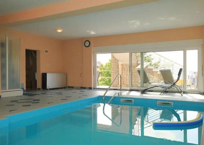 Family Friendly House With A Swimming Pool - Volosko, - 7920 Hébergement de vacances Opatija