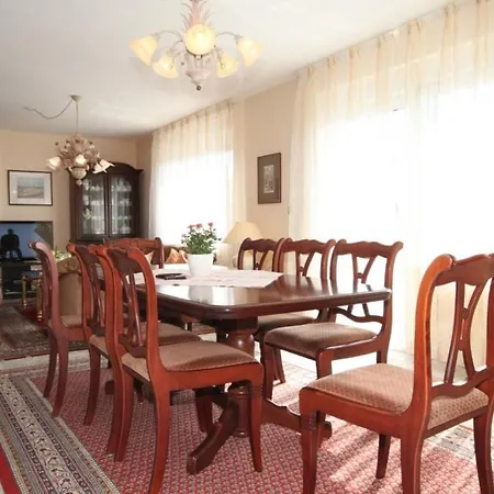 Family Friendly House With A Swimming Pool - Volosko, - 7920 בית נופש