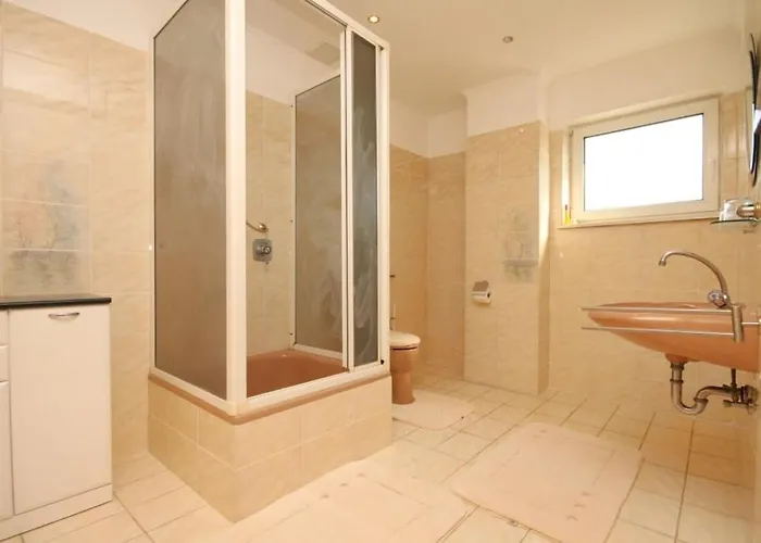 Family Friendly House With A Swimming Pool - Volosko, - 7920